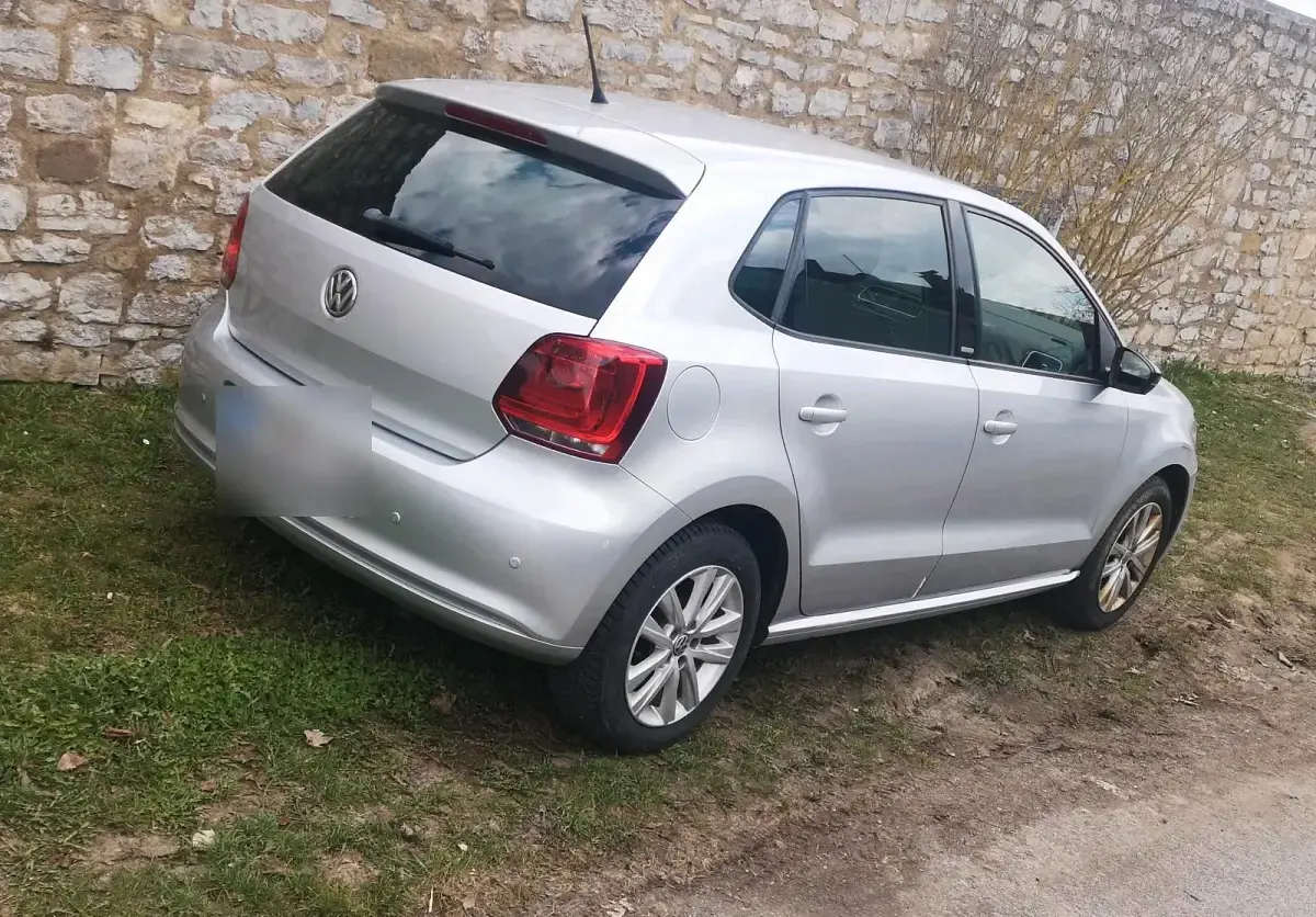Gebraucht VW Polo 71 PS (52 kW) 2012 Silber Kleinwagen