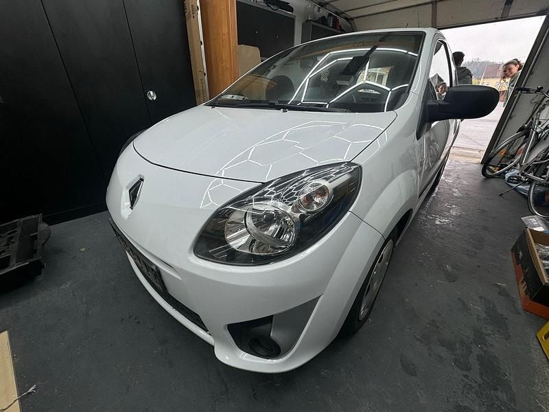 Gebraucht Renault Twingo 75 PS (55 kW) 2010 Weiß Kleinwagen