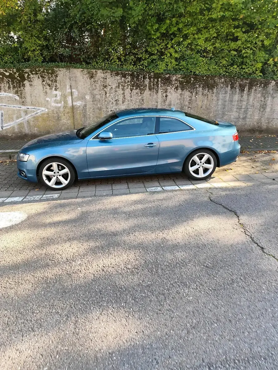 Gebraucht Audi A5 S-Line 265 PS (194 kW) 2009 Blau Coupé