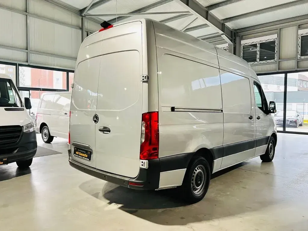 Gebraucht Mercedes Sprinter 150 PS (110 kW) 2022 Silber Van