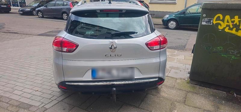 Gebraucht Renault Clio IV 90 PS (66 kW) 2018 Grau Limousine