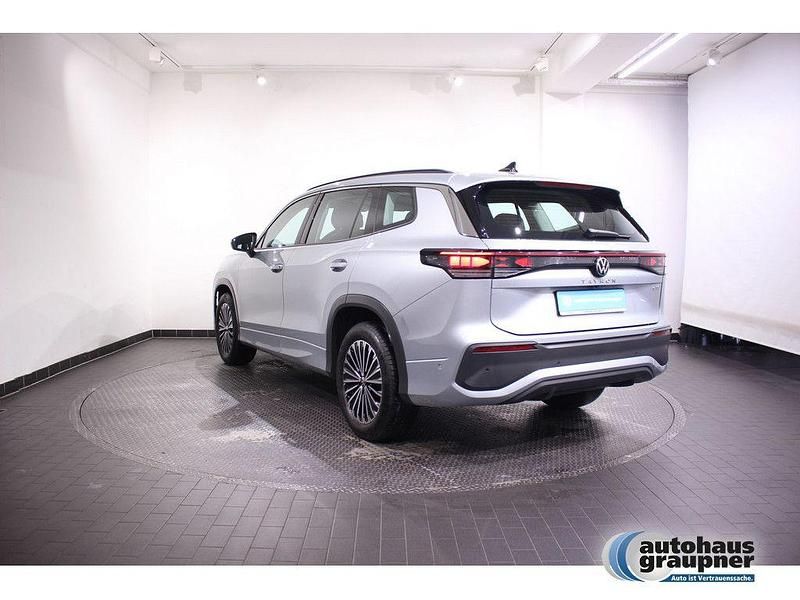 Gebraucht VW Tayron Life 150 PS (110 kW) 2025 Silber SUV