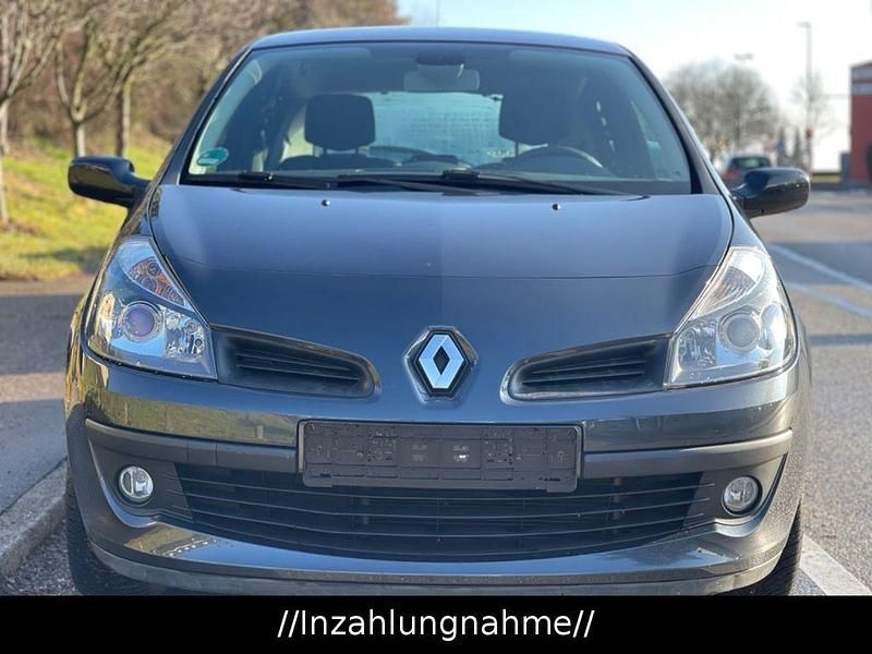 Gebraucht Renault Clio III Dynamique 111 PS (81 kW) 2006 Grau Kleinwagen