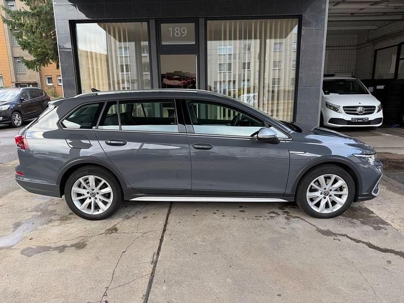 Gebraucht VW Golf Alltrack 200 PS (147 kW) 2022 Grau Kombi