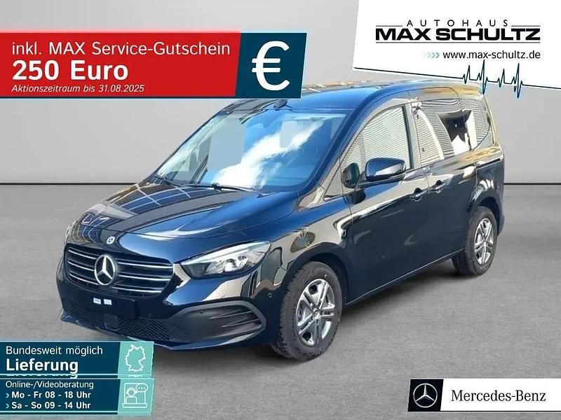 Andere Gebraucht 2024 Mercedes 180 Limousine | 33.950 € (Teuer) - Bild 1/4