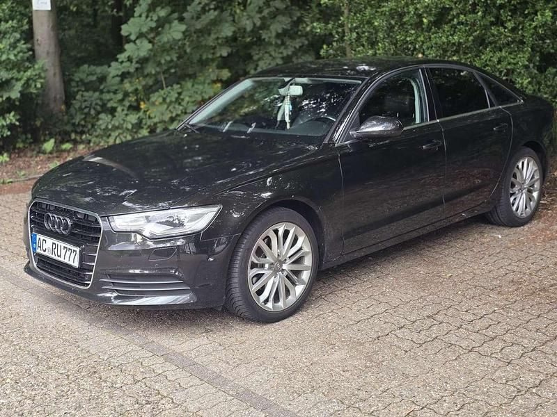Braun Gebraucht 2012 Audi A6 Limousine | 10.000 € (Guter Preis) - Bild 1/4