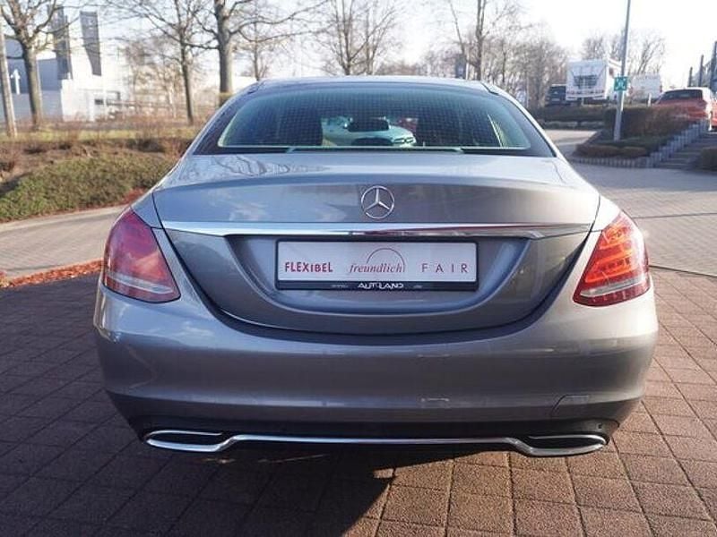 Gebraucht Mercedes C180 156 PS (114 kW) 2015 Grau Limousine