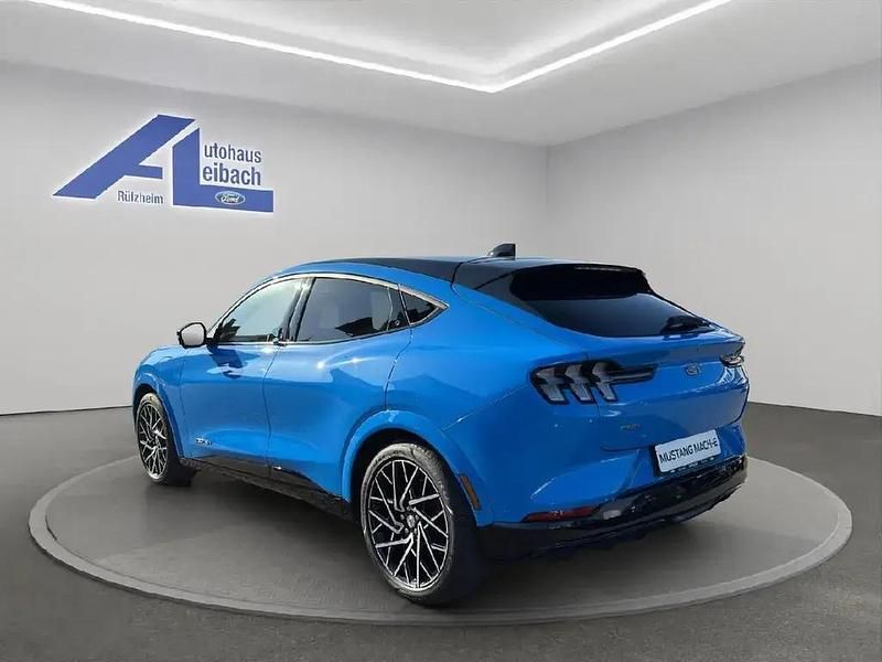Gebraucht Ford Mustang Mach-E GT Extended Range 358 kW (487 PS) 2022 Grabber blue metallic SUV