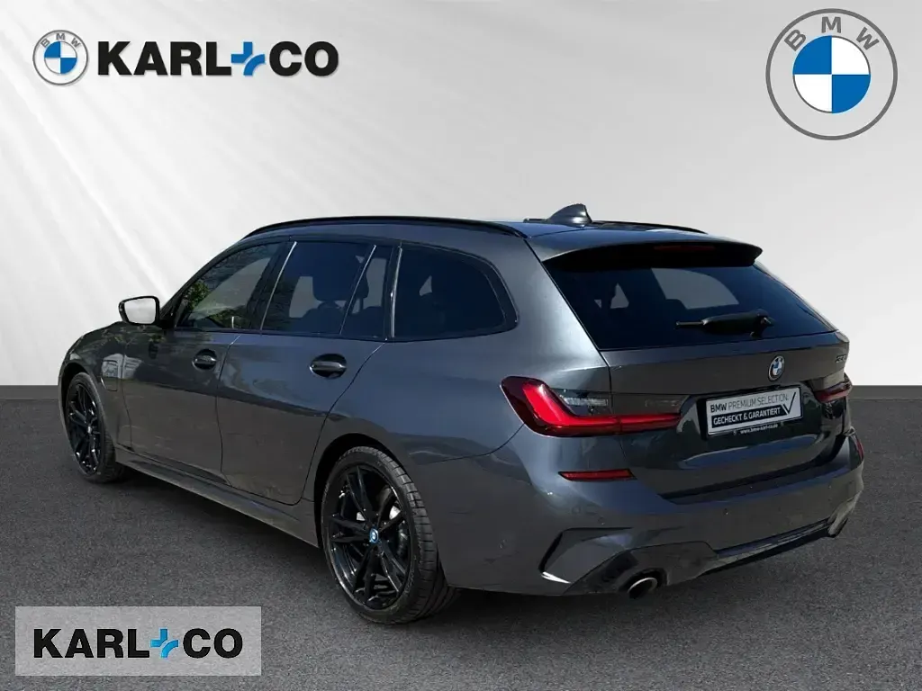 Gebraucht BMW 330e M Sport 292 PS (214 kW) 2022 Mineralgrau metallic Kombi