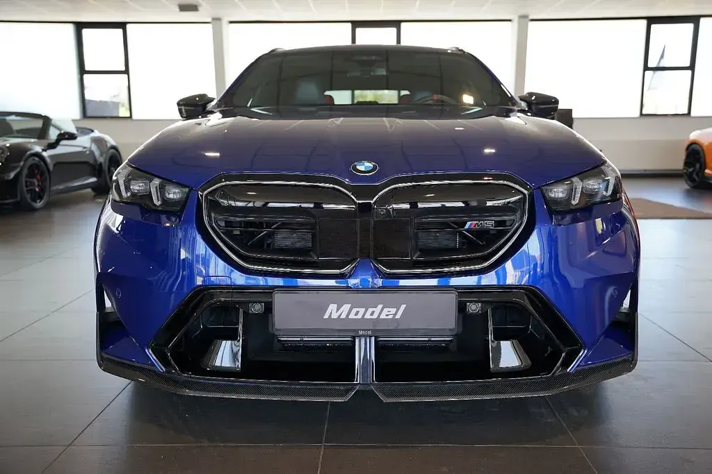 Gebraucht BMW M5 Comfort Edition 727 PS (534 kW) 2025 Blau Kombi