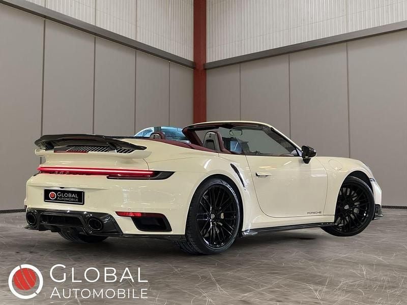 Gebraucht Porsche 992 581 PS (427 kW) 2021 Weiß Cabrio