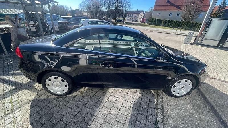 Gebraucht VW Eos 140 PS (102 kW) 2007 Deep black perleffekt Cabrio