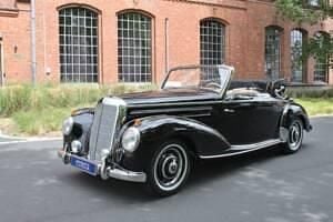 Schwarz Gebraucht 1970 Mercedes 220 Cabrio | 145.000 € - Bild 1/4