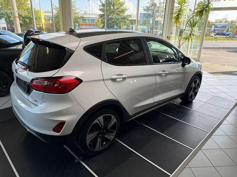 Gebraucht Ford Fiesta Active 125 PS (91 kW) 2022 Weiß Kleinwagen