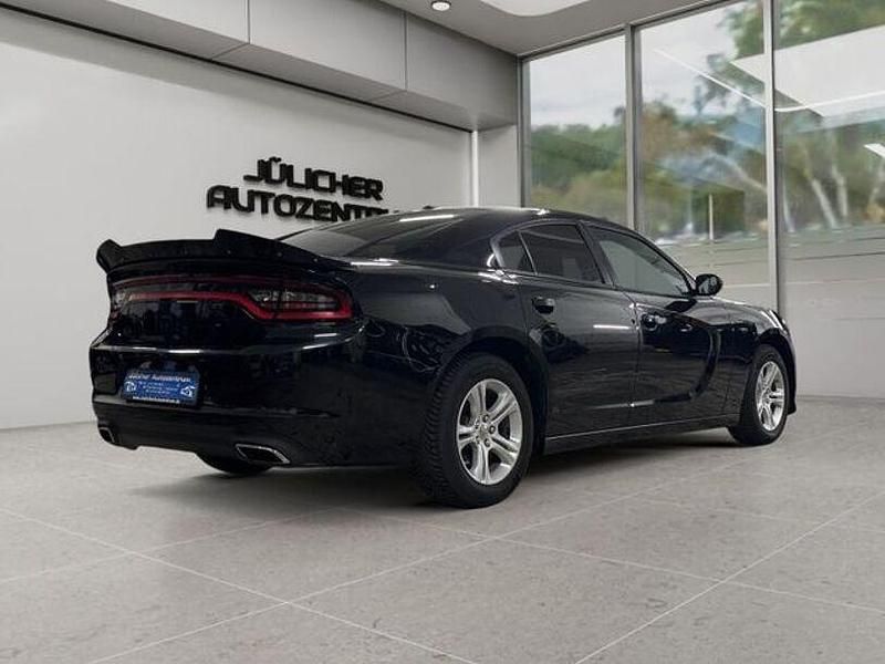 Gebraucht Dodge Charger SXT 305 PS (224 kW) 2018 Schwarz Limousine