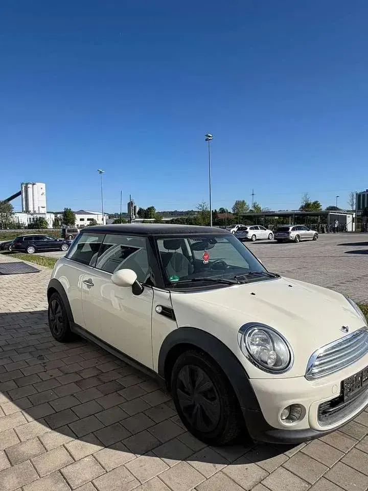 Gebraucht Mini ONE 98 PS (72 kW) 2013 Weiß Kleinwagen