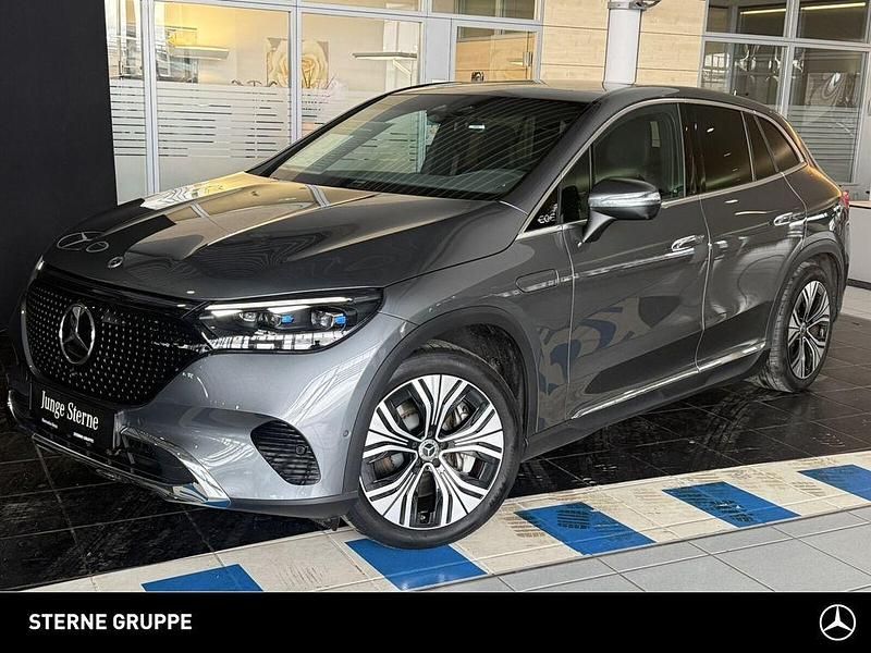 Gebraucht Mercedes EQE300 180 kW (245 PS) 2025 Lack selenitgrau SUV