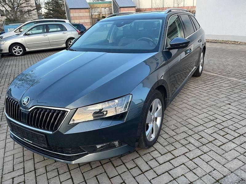 Gebraucht Skoda Superb Style 179 PS (131 kW) 2016 Grau Limousine