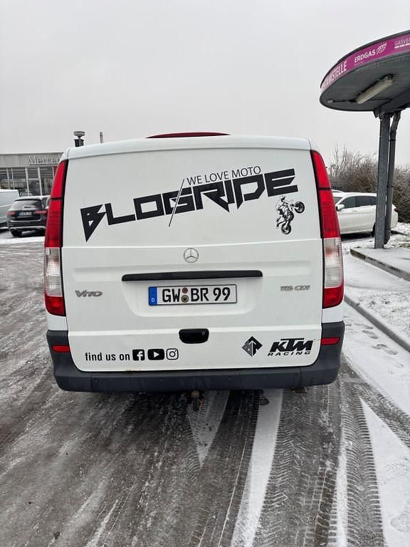Gebraucht Mercedes Vito 163 PS (119 kW) 2011 Weiß Van