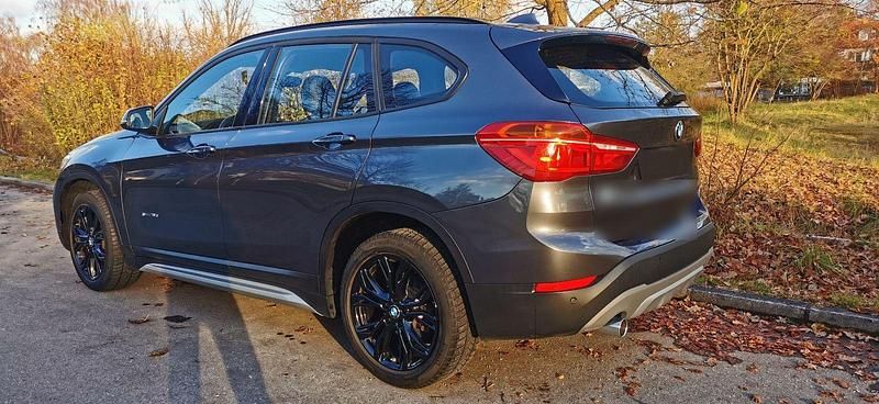 Gebraucht BMW X1 xLine 150 PS (110 kW) 2016 Grau SUV