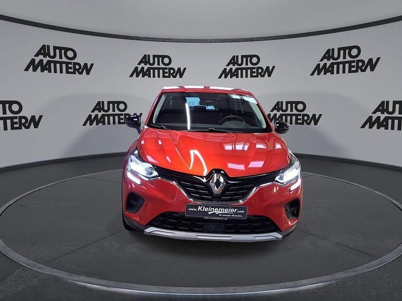 Gebraucht Renault Captur Play 140 PS (102 kW) 2022 Rot SUV
