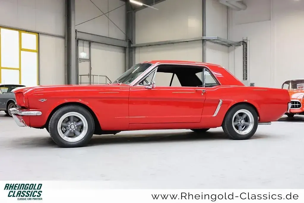 Gebraucht Ford V8 200 PS (147 kW) 1965 Rot Coupé