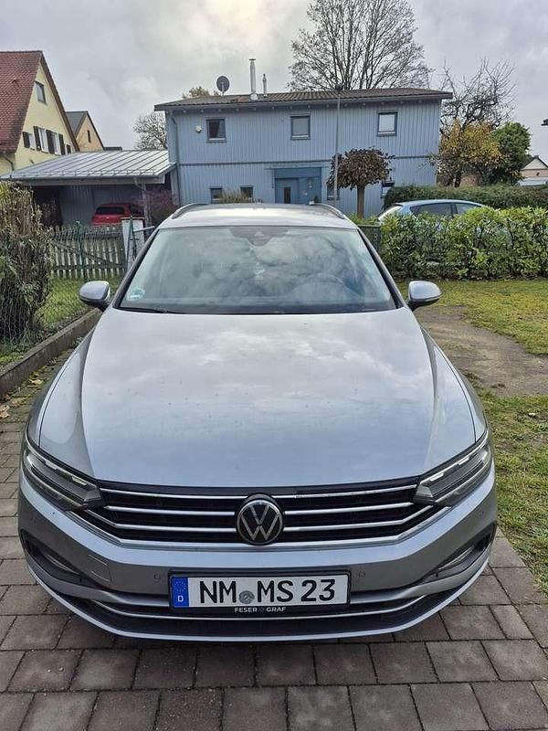 Gebraucht 2024 VW Passat Business Kombi | 27.000 € (Etwas zu teuer) - Bild 1/4