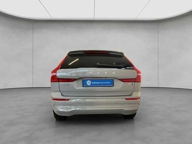 Gebraucht Volvo XC60 Core 250 PS (183 kW) 2024 Vapour grey 740 SUV