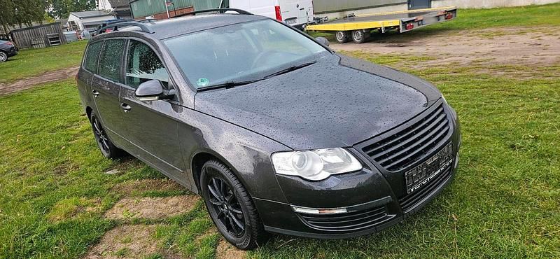 Usata VW Passat 160 CV (117 kW) 2009 Marrone Station wagon