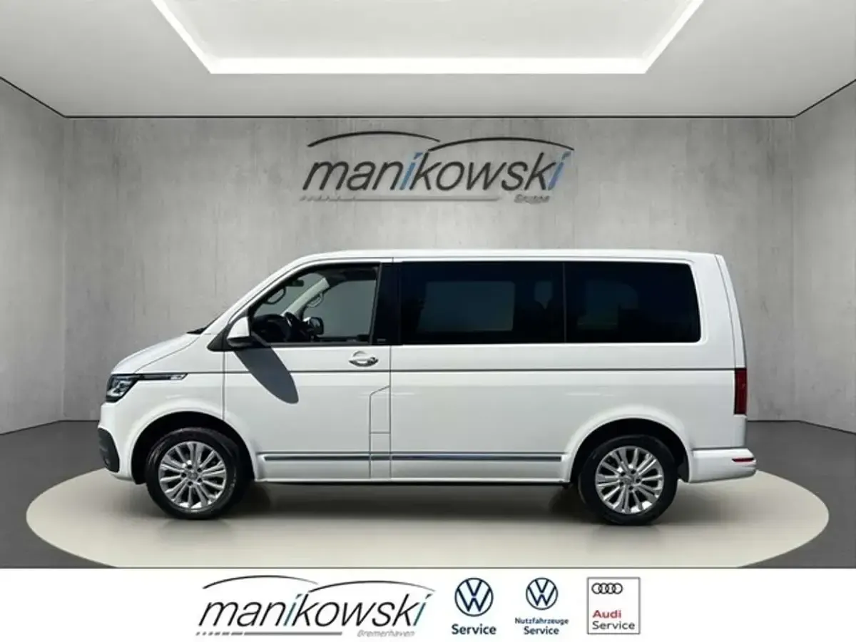 Gebraucht VW Multivan Generation Six 150 PS (110 kW) 2022 Candyweiß Van / Kleinbus