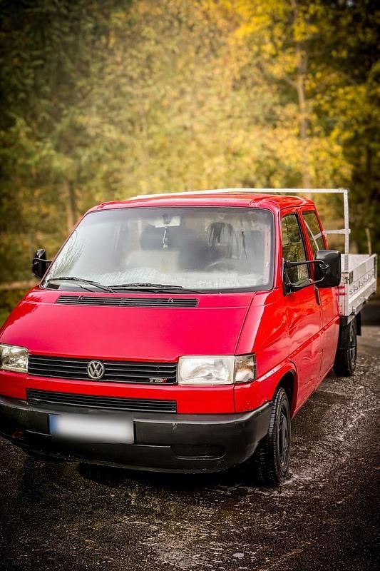 Second-hand VW T4 102 CP (75 kW) 2000 Roșu Van