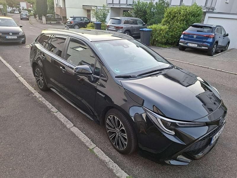 Gebraucht 2021 Toyota Corolla Team Kombi | 18.250 € (Fairer Preis) - Bild 1/4