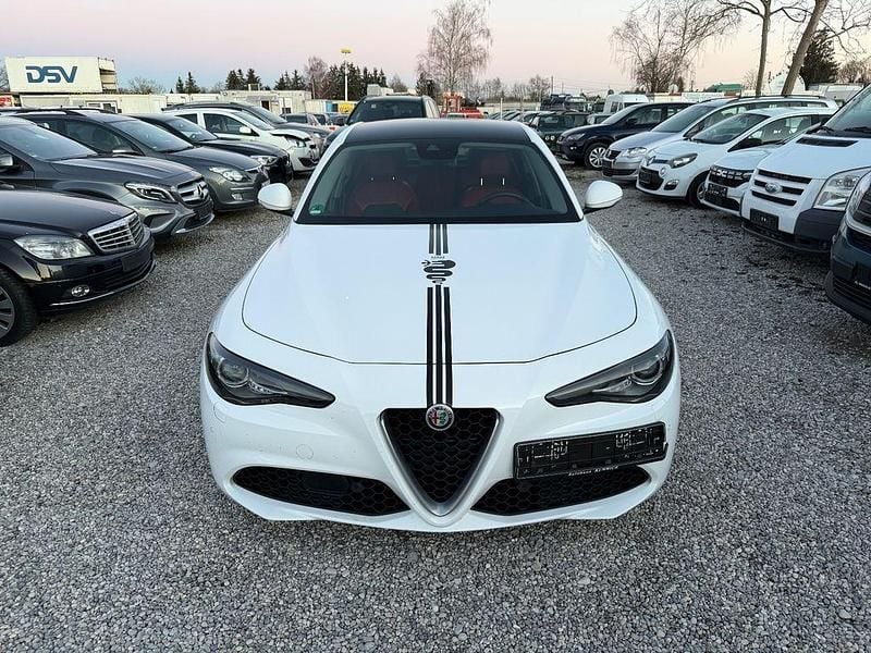 Gebraucht Alfa Romeo Giulia Super 179 PS (131 kW) 2017 Weiß Limousine