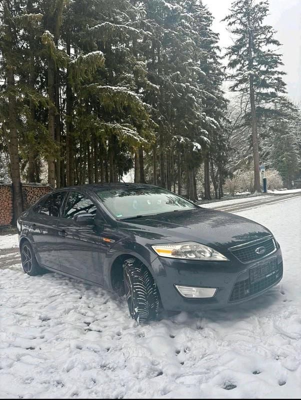 Gebraucht Ford Mondeo 145 PS (106 kW) 2008 Grau Limousine