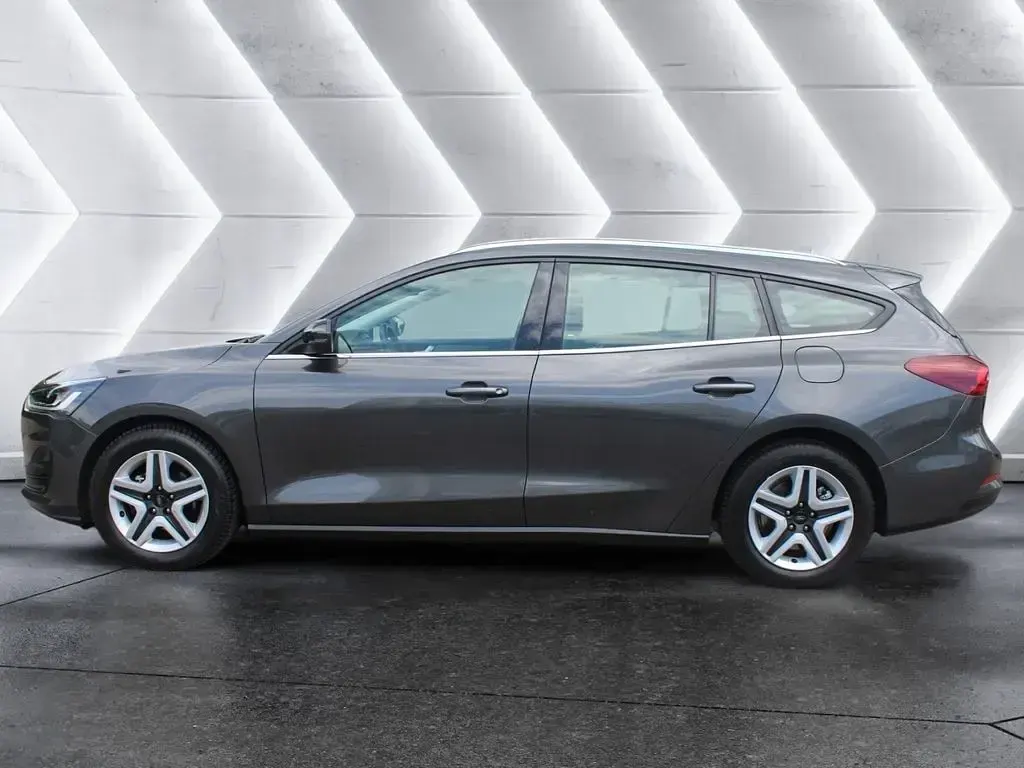Gebraucht Ford Focus Style 125 PS (91 kW) 2023 Grau Limousine