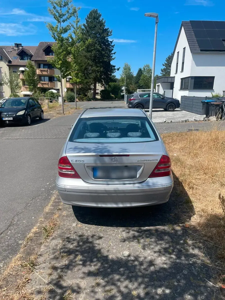Gebraucht Mercedes 200 160 PS (117 kW) 2001 Silber Limousine
