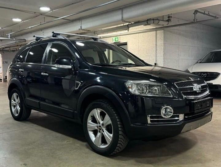 Gebraucht Chevrolet Captiva Sport 150 PS (110 kW) 2009 Schwarz SUV