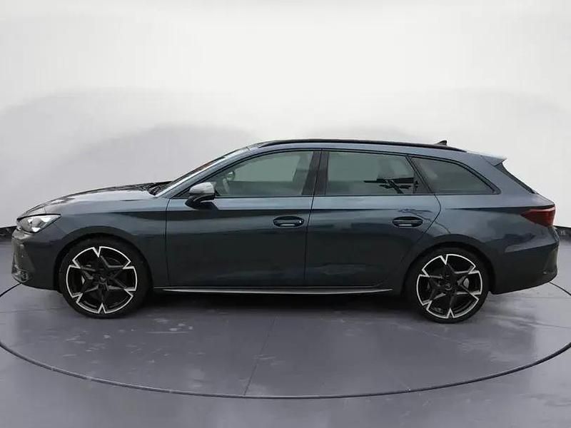 Second-hand Cupra Leon 150 CP (110 kW) 2025 Negru Break