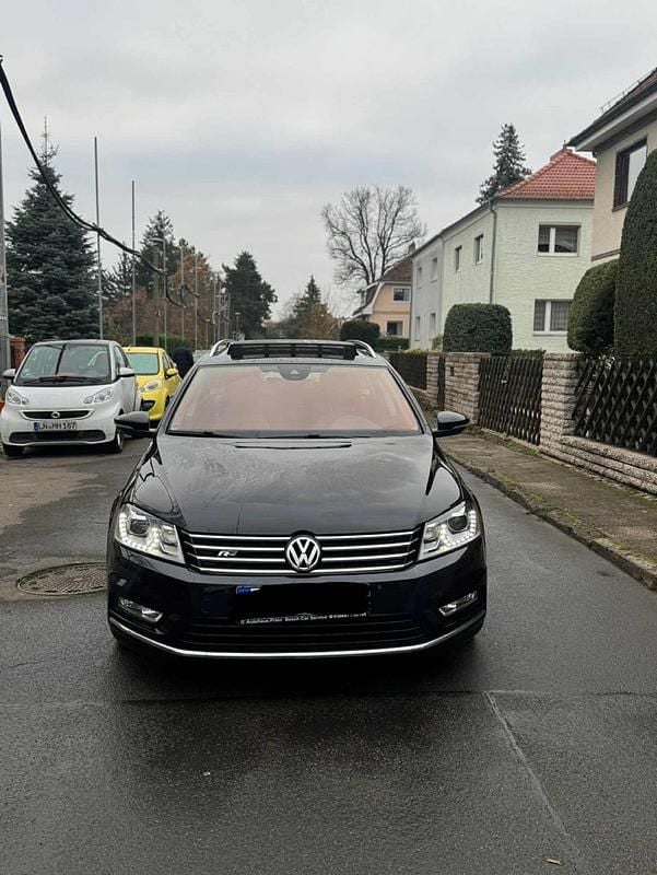 Schwarz Gebraucht 2015 VW Passat Kombi | 8.800 € (Superpreis) - Bild 1/4