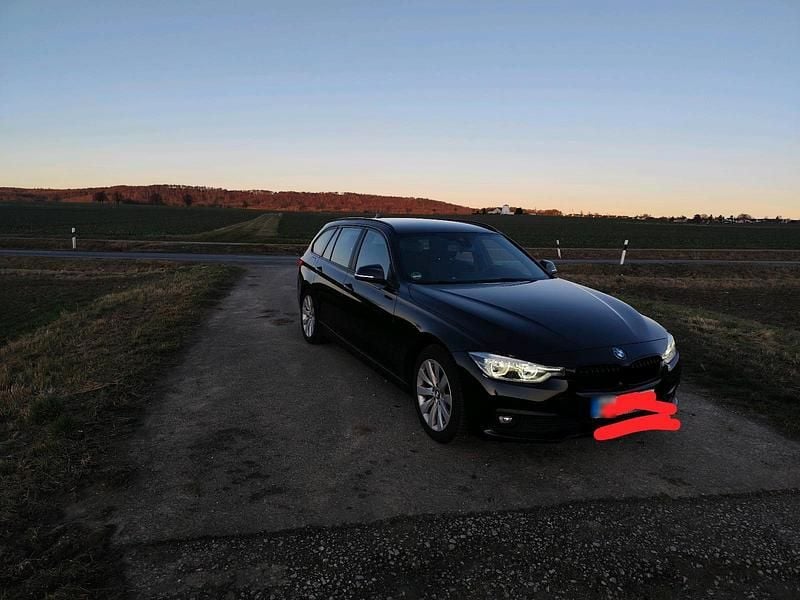 Gebraucht BMW 318 150 PS (110 kW) 2016 Schwarz Kombi