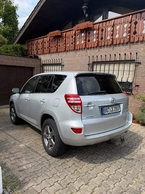 Gebraucht Toyota RAV4 Travel 158 PS (116 kW) 2013 Silber SUV
