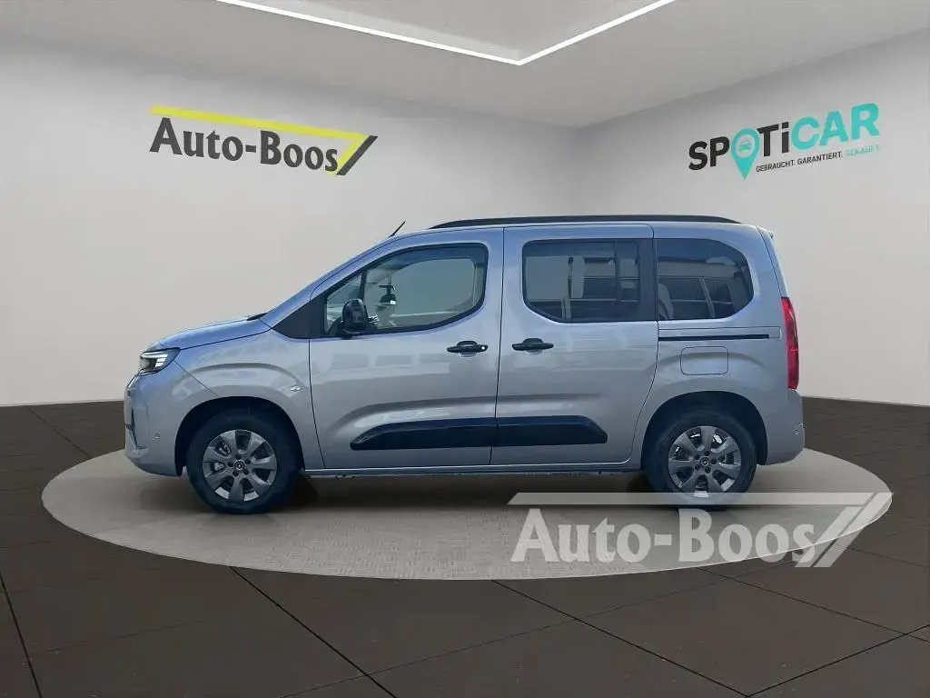 Neu Opel Combo 131 PS (96 kW) 2026 Grau Van / Kleinbus