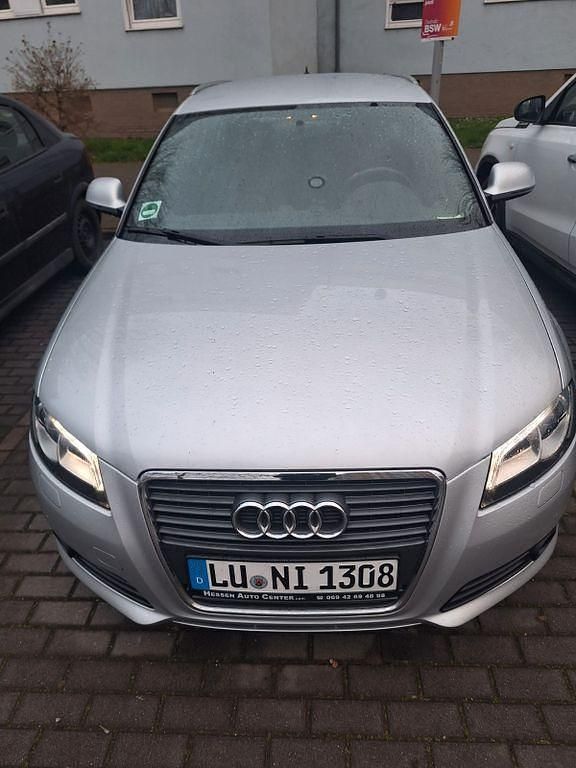 Gebraucht Audi A3 Sport 125 PS (91 kW) 2010 Grau Kleinwagen