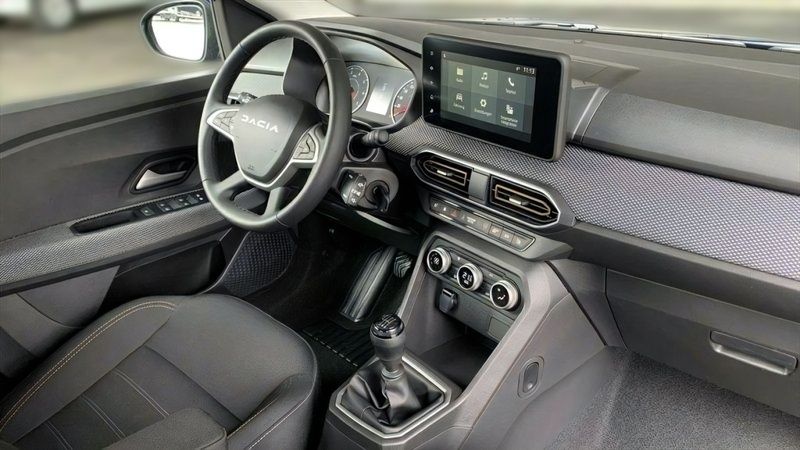 Gebraucht Dacia Sandero Expression 91 PS (66 kW) 2024 Blau Kleinwagen