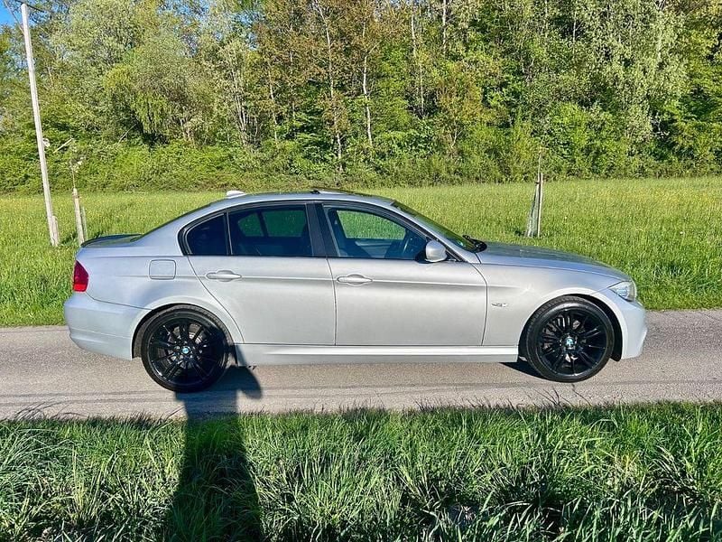 Usata BMW 320 Performance 177 CV (130 kW) 2009 Argento Berlina