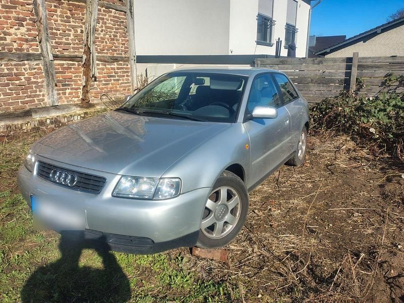 Gebraucht Audi A3 Ambition 102 PS (75 kW) 2000 Silber Kleinwagen