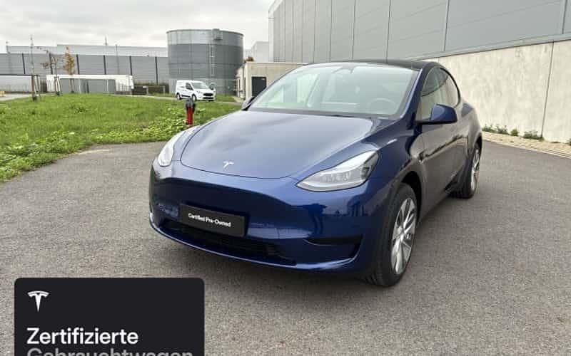 Blau Gebraucht 2023 Tesla Model Y RWD SUV | 33.800 € (Fairer Preis) - Bild 1/4