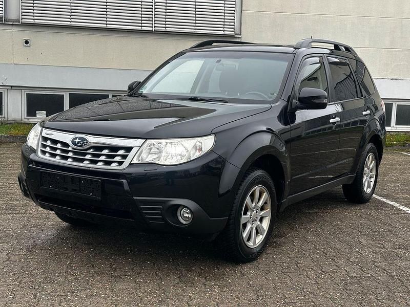 Schwarz Gebraucht 2012 Subaru Forester SUV | 6.300 € (Superpreis) - Bild 1/4