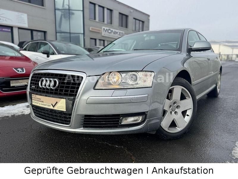 Grau Gebraucht 2009 Audi A8 Sport Limousine | 9.490 € (Fairer Preis) - Bild 1/4