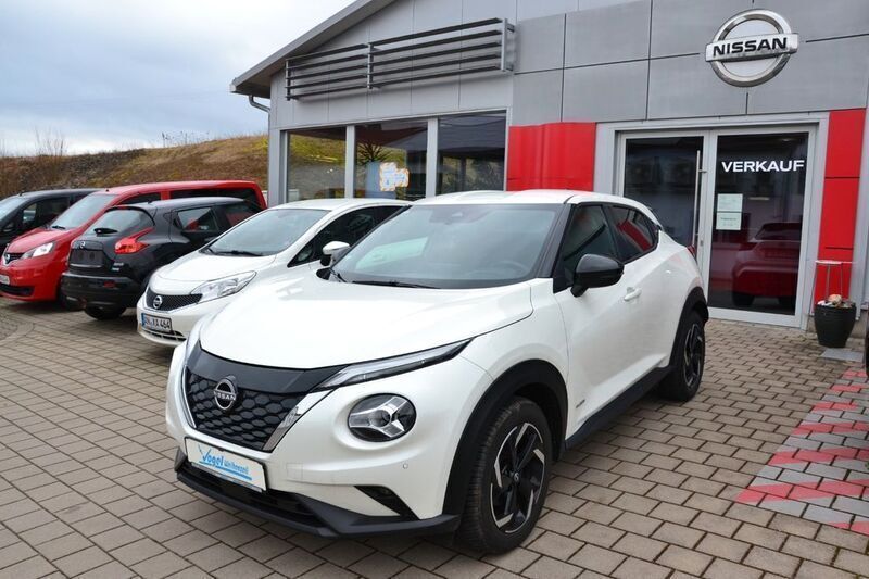 Weiß Gebraucht 2023 Nissan Juke N-Connecta SUV | 22.990 € (Guter Preis) - Bild 1/4